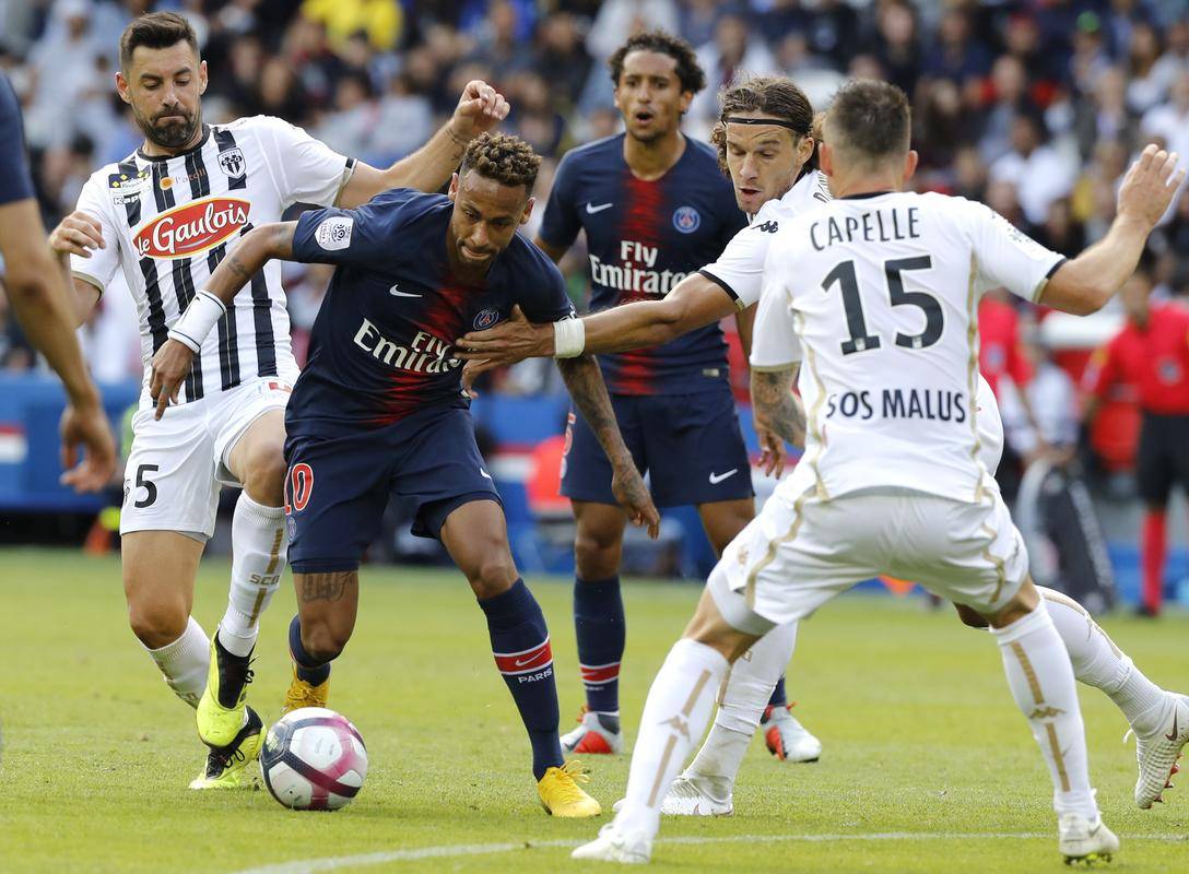 摩纳哥客场比击败昂热，继续保持领跑的简单介绍