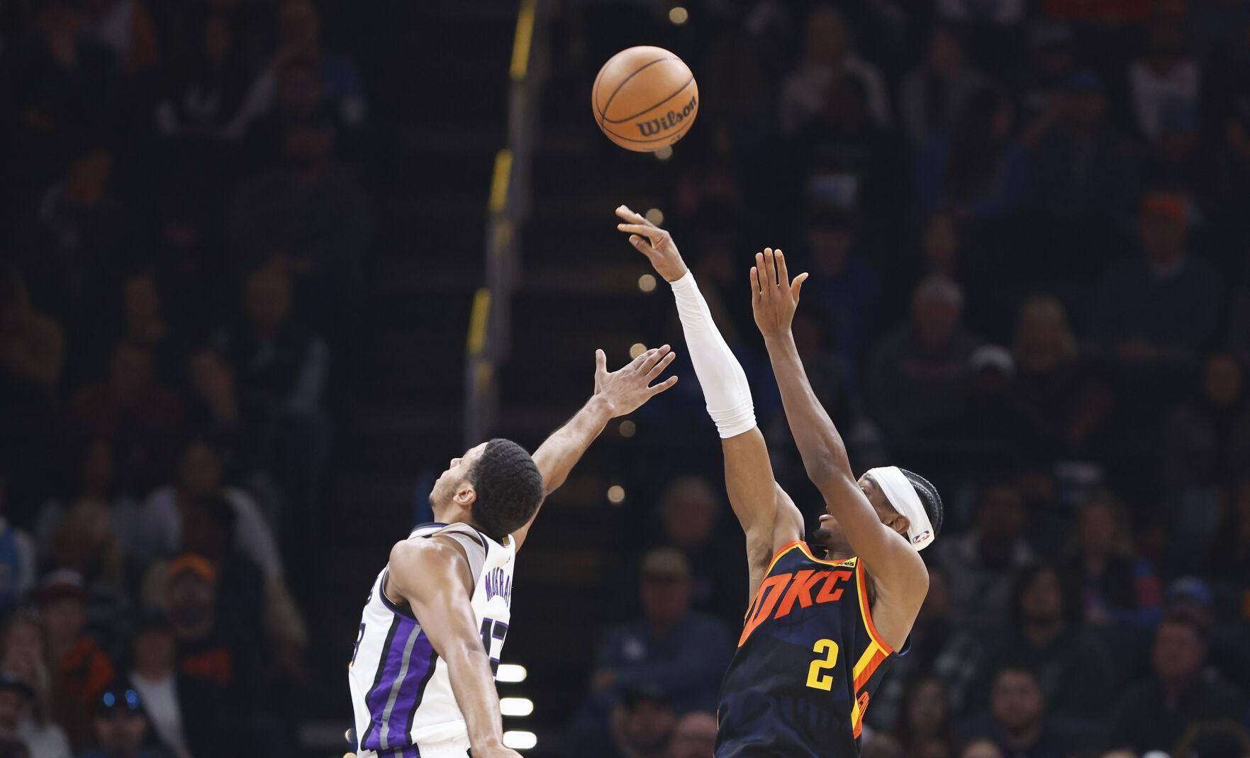 关于雷霆客场大胜魔术，止住连败颓势的信息