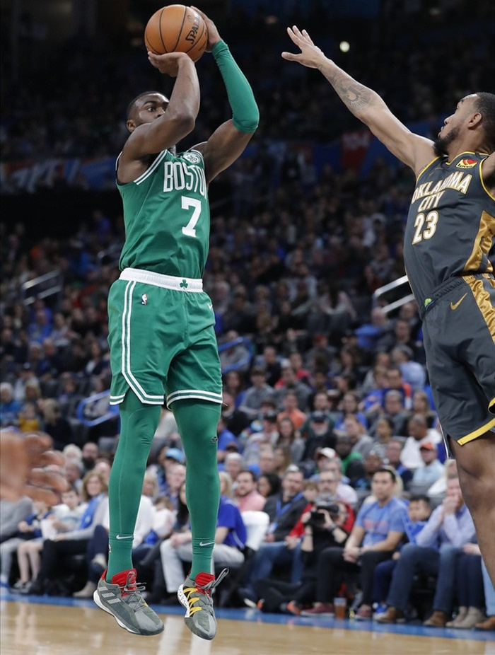 凯尔特人横扫浙江队，克莱状态火热的简单介绍